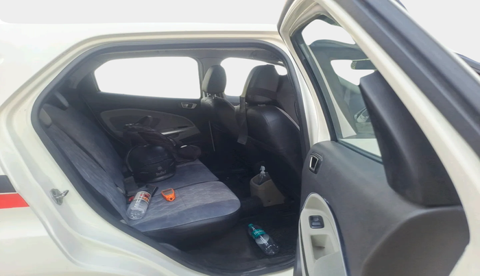 2014 Ford Ecosport TREND 1.5L DIESEL, Diesel, Manual, 1,04,557 km, interior