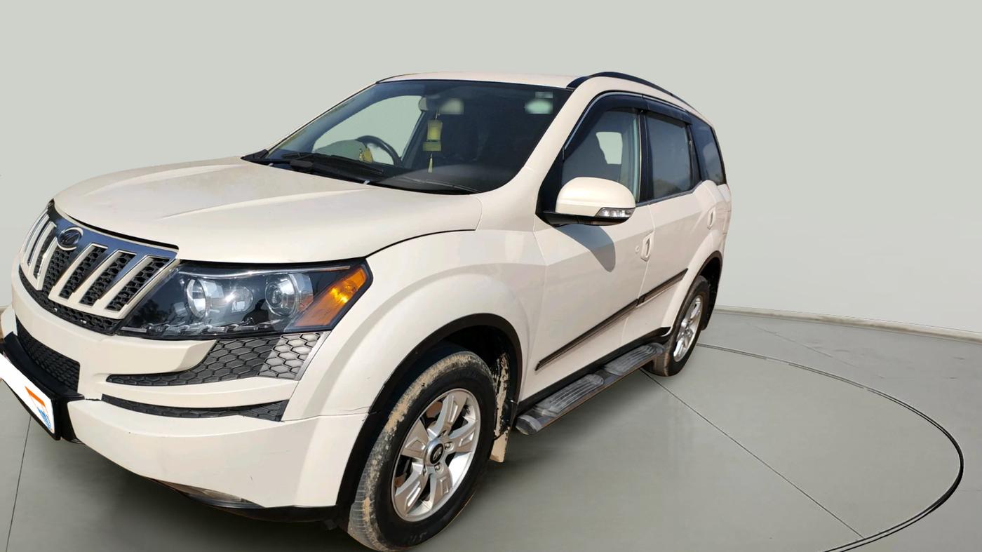 2013 Mahindra XUV500 W8, Diesel, Manual, 1,59,781 km, exterior