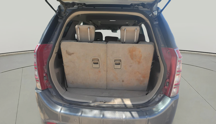 2015 Mahindra XUV500 W10, Diesel, Manual, 1,09,560 km, exterior