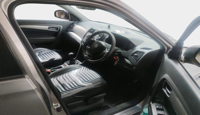 2017 Maruti Vitara Brezza ZDI, Diesel, Manual, 1,54,571 km, interior