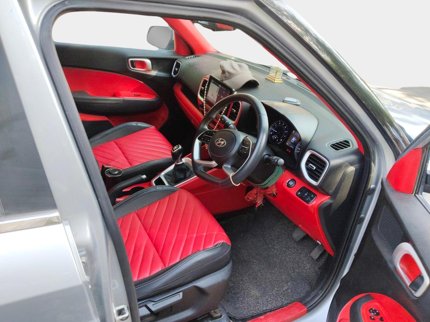 2020 Hyundai VENUE SX 1.0 (O) TURBO IMT, Petrol, Manual, 42,283 km, interior
