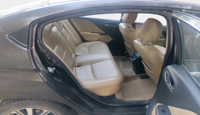 2017 Honda City 1.5L I-VTEC V MT, Petrol, Manual, 1,40,730 km, interior