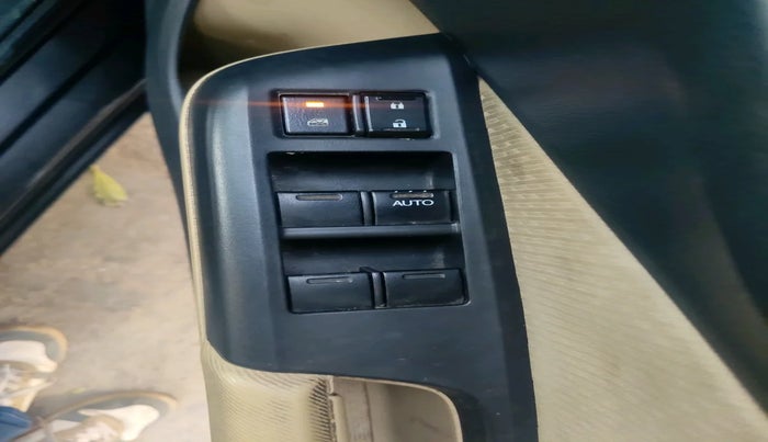 2017 Honda City 1.5L I-VTEC V MT, Petrol, Manual, 1,40,730 km, interior