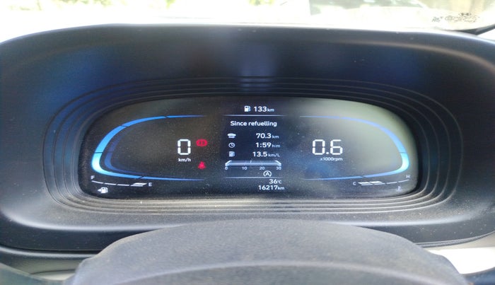 2023 Hyundai VENUE S(O) 1.2, Petrol, Manual, 16,217 km, interior