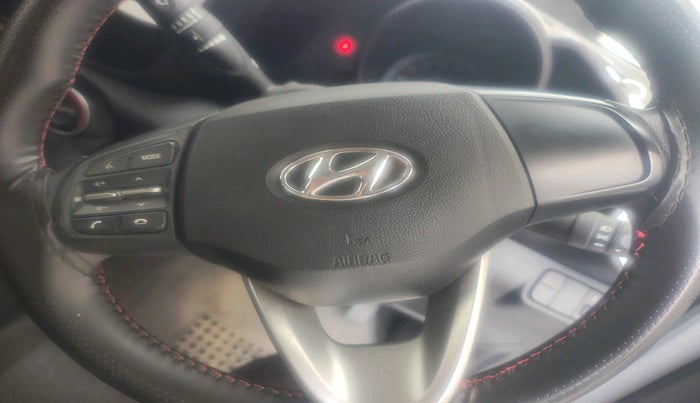 2021 Hyundai VENUE E 1.2, Petrol, Manual, 24,281 km, interior