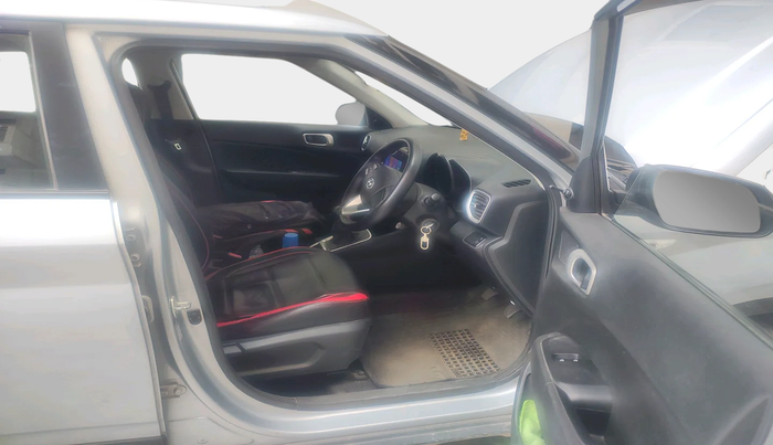 2021 Hyundai VENUE E 1.2, Petrol, Manual, 24,281 km, interior