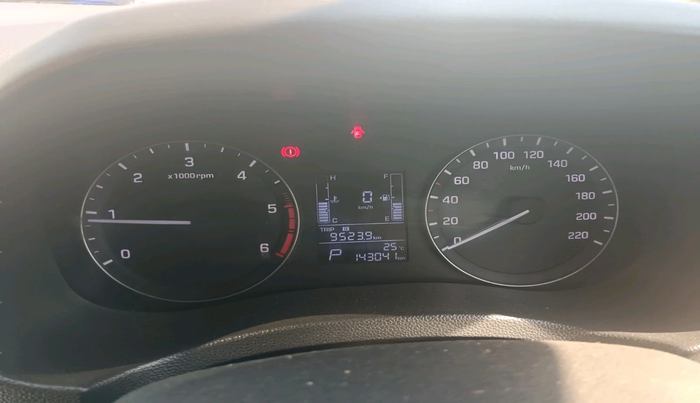 2015 Hyundai Creta SX PLUS AT 1.6 DIESEL, Diesel, Automatic, 1,43,041 km, interior