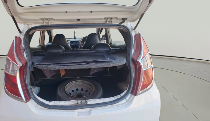 2013 Hyundai Eon ERA +, Petrol, Manual, 68,117 km, exterior
