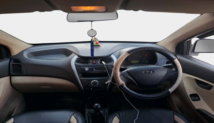 2013 Hyundai Eon ERA +, Petrol, Manual, 68,117 km, interior