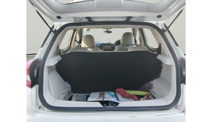 2022 Mahindra XUV300 W4 1.2 PETROL, Petrol, Manual, 81,297 km, exterior