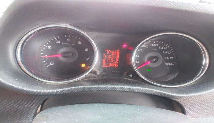 2016 Mahindra TUV300 T8, Diesel, Manual, 1,13,085 km, interior