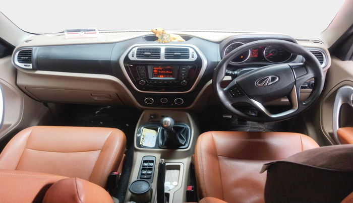 2016 Mahindra TUV300 T8, Diesel, Manual, 1,13,085 km, interior