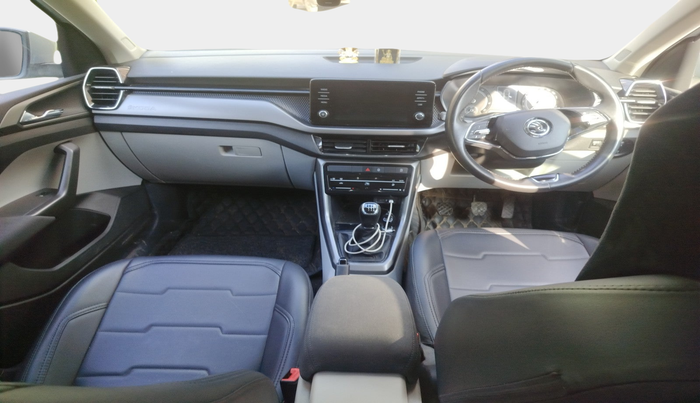 2023 Skoda KUSHAQ AMBITION 1.0L TSI MT, Petrol, Manual, 29,683 km, interior