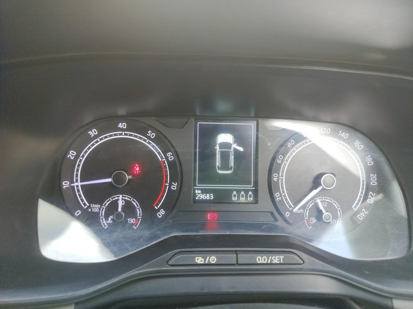 2023 Skoda KUSHAQ AMBITION 1.0L TSI MT, Petrol, Manual, 29,683 km, interior