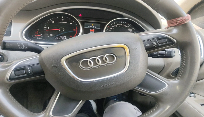 2013 Audi Q7 3.0 TDI QUATTRO, Diesel, Automatic, 85,932 km, interior