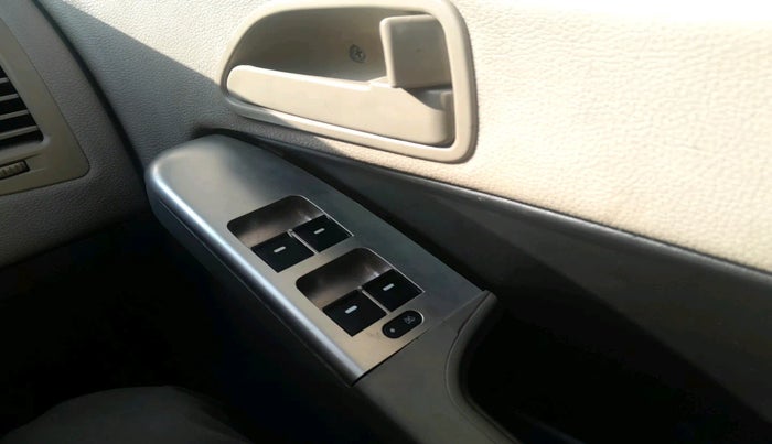 2010 Tata Manza AURA SAFIRE, Petrol, Manual, 75,668 km, interior