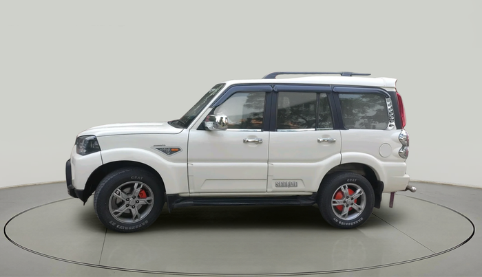 2014 Mahindra Scorpio S10, Diesel, Manual, 92,382 km, exterior