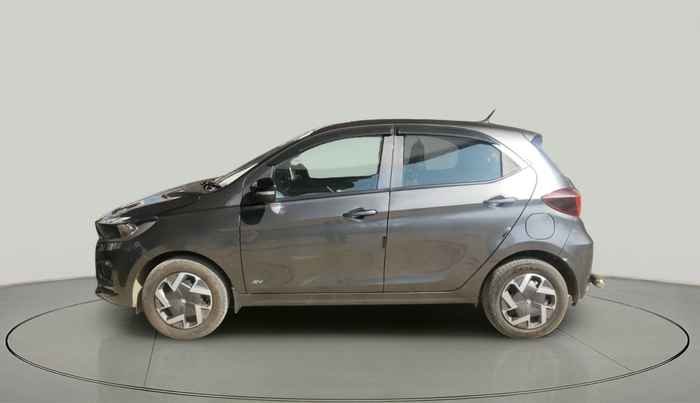 2025 Tata TIAGO EV XT LONG RANGE, Electric, Automatic, 9,841 km, exterior