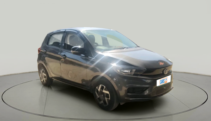 2025 Tata TIAGO EV XT LONG RANGE, Electric, Automatic, 9,841 km, exterior