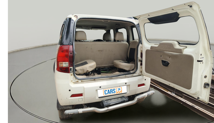 2017 Mahindra TUV300 T6 PLUS, Diesel, Manual, 2,30,257 km, exterior
