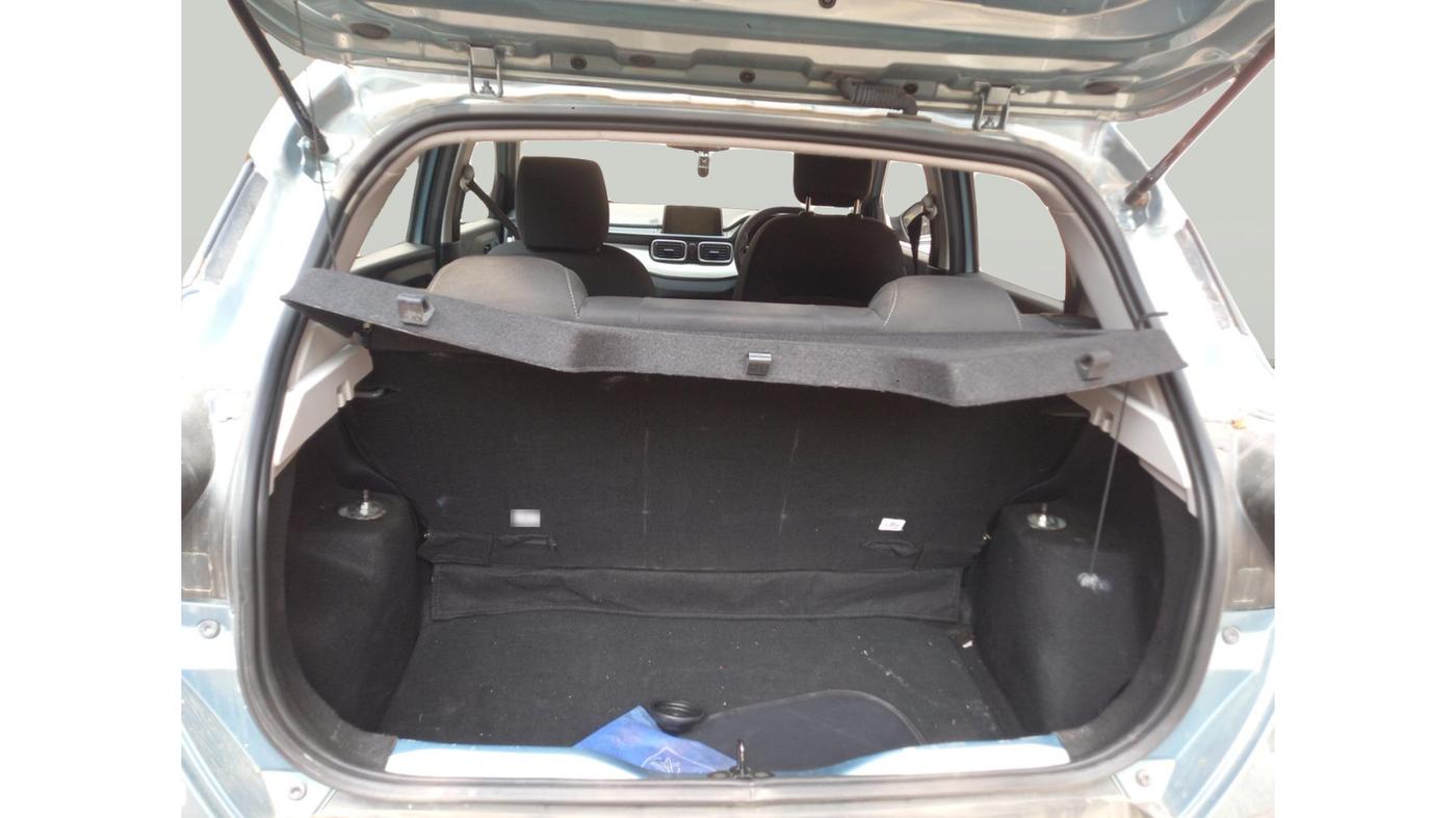 2023 Tata PUNCH ACCOMPLISHED DAZZLE PACK MT, Petrol, Manual, 32,840 km, exterior
