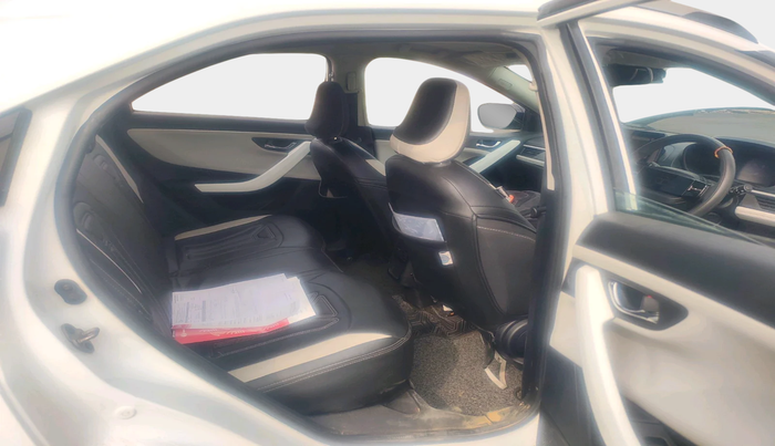 2024 Tata NEXON CREATIVE+ SUNROOF AMT 1.2 PETROL, Petrol, Automatic, 32,402 km, interior