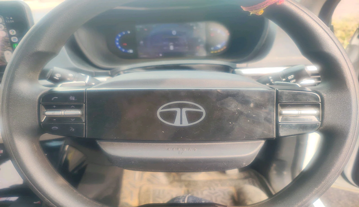 2024 Tata NEXON CREATIVE+ SUNROOF AMT 1.2 PETROL, Petrol, Automatic, 32,402 km, interior