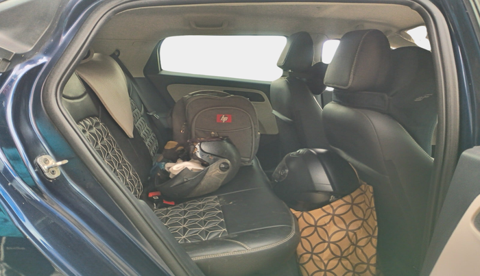 2023 Tata ALTROZ XM PLUS PETROL, Petrol, Manual, 21,571 km, interior