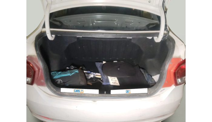 2016 Hyundai Xcent S 1.2, Petrol, Manual, 1,33,847 km, exterior