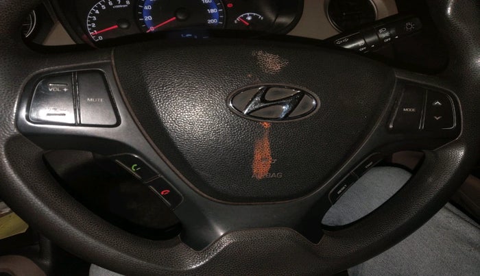 2016 Hyundai Xcent S 1.2, Petrol, Manual, 1,33,847 km, interior