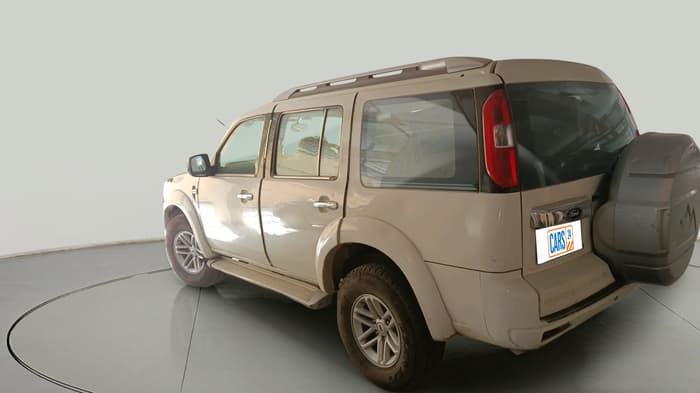 2010 Ford Endeavour 2.5L 4X2 MT, Diesel, Manual, 1,80,255 km, exterior