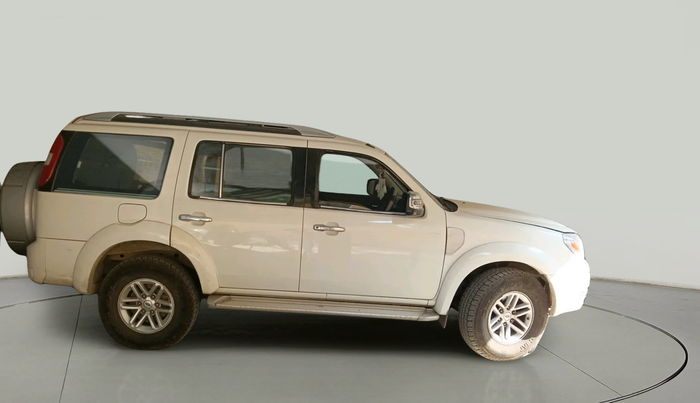 2010 Ford Endeavour 2.5L 4X2 MT, Diesel, Manual, 1,80,255 km, exterior