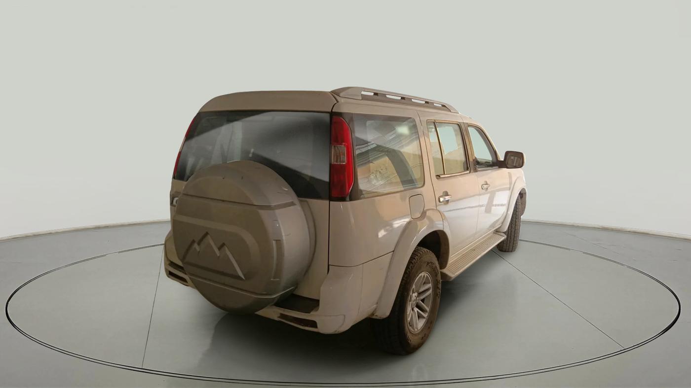 2010 Ford Endeavour 2.5L 4X2 MT, Diesel, Manual, 1,80,255 km, exterior