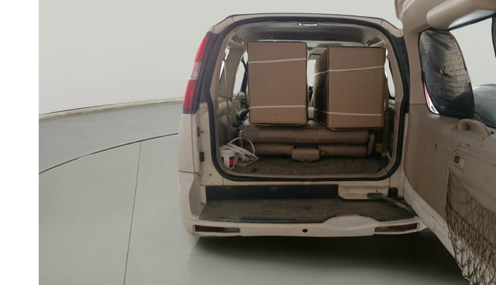 2010 Ford Endeavour 2.5L 4X2 MT, Diesel, Manual, 1,80,255 km, exterior