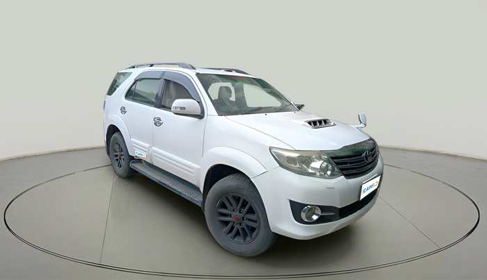 2012 Toyota Fortuner 3.0 4X2 MT, Diesel, Manual, 94,397 km, exterior