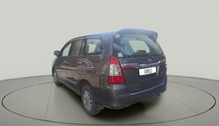 2014 Toyota Innova 2.5 ZX 7 STR, Diesel, Manual, 2,65,521 km, exterior