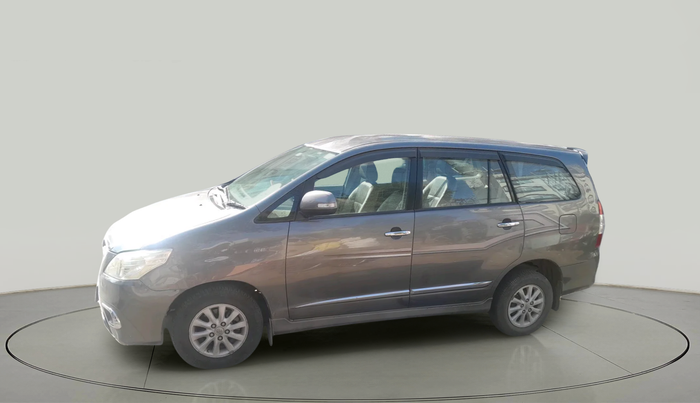 2014 Toyota Innova 2.5 ZX 7 STR, Diesel, Manual, 2,65,521 km, exterior