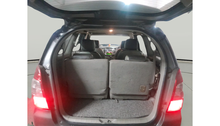 2014 Toyota Innova 2.5 ZX 7 STR, Diesel, Manual, 2,65,521 km, interior