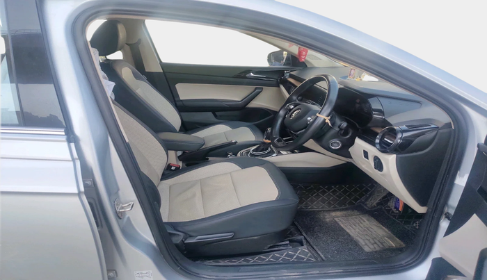 2022 Skoda SLAVIA STYLE 1.0L TSI AT, Petrol, Automatic, 37,329 km, interior