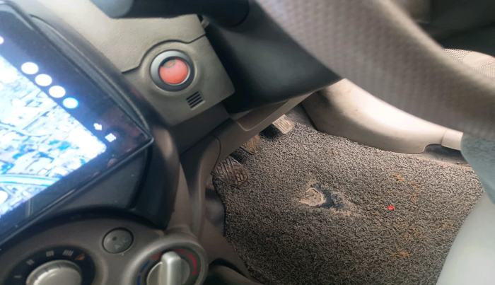 2011 Nissan Micra XV DIESEL, Diesel, Manual, 1,46,458 km, interior