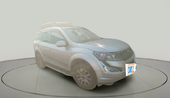 2016 Mahindra XUV500 W10, Diesel, Manual, 2,60,890 km, exterior