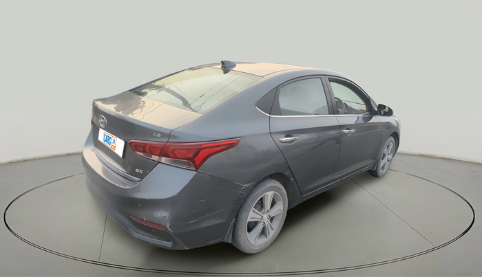 2017 Hyundai Verna 1.6 VTVT SX (O) AT, Petrol, Automatic, 1,07,405 km, exterior