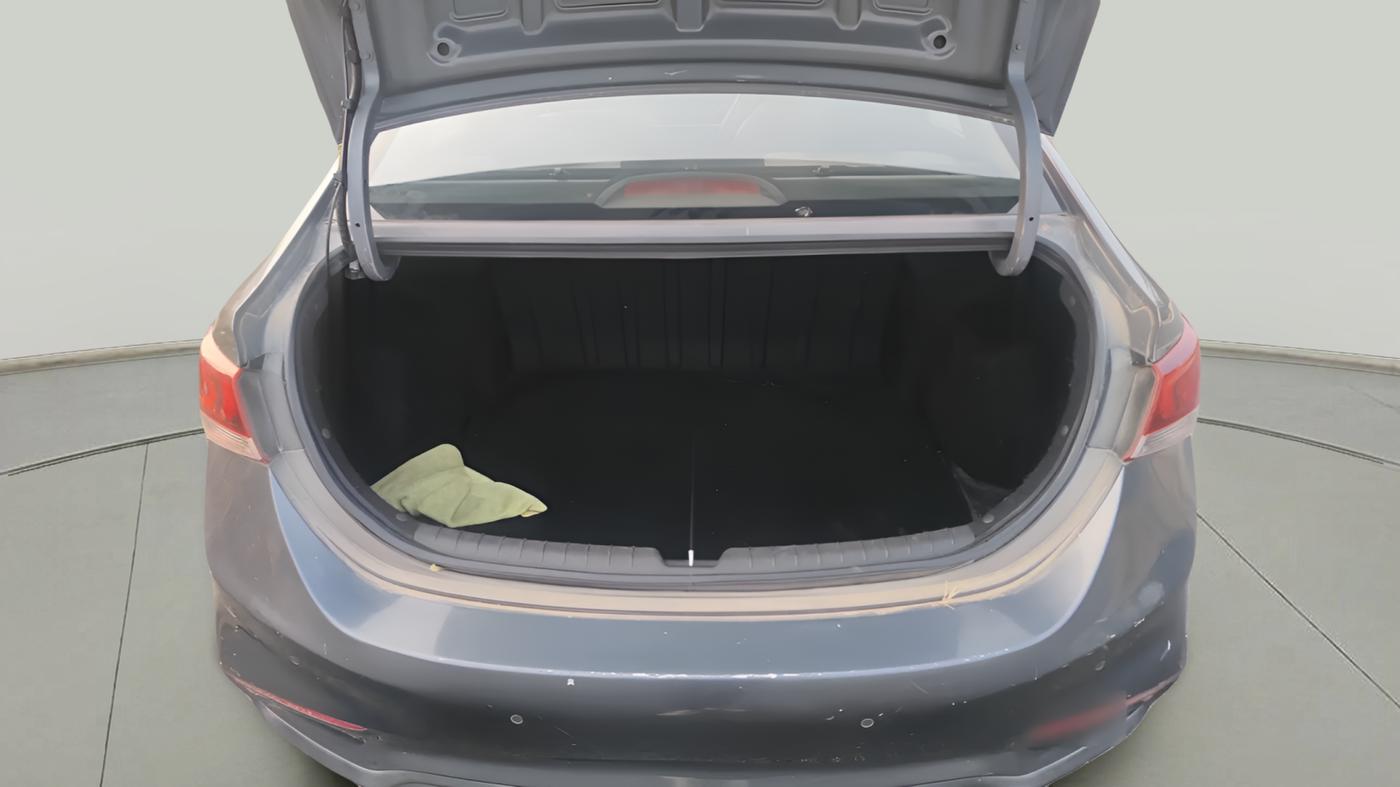 2017 Hyundai Verna 1.6 VTVT SX (O) AT, Petrol, Automatic, 1,07,405 km, exterior