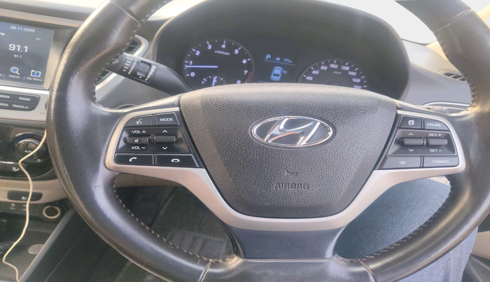 2017 Hyundai Verna 1.6 VTVT SX (O) AT, Petrol, Automatic, 1,07,405 km, interior