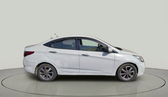 2012 Hyundai Verna FLUIDIC 1.6 CRDI SX, Diesel, Manual, 1,05,308 km, exterior