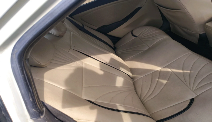 2012 Hyundai Verna FLUIDIC 1.6 CRDI SX, Diesel, Manual, 1,05,308 km, interior