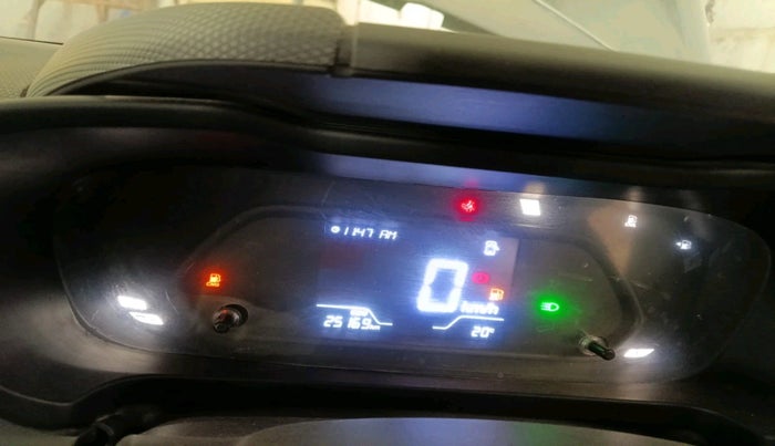 2024 Tata ALTROZ XZ Lux CNG , Petrol, Manual, 25,169 km, interior