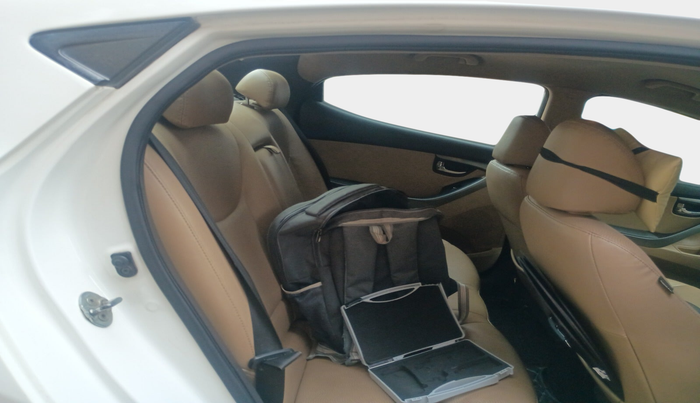 2014 Hyundai New Elantra 1.6 SX MT DIESEL, Diesel, Manual, 1,39,782 km, interior