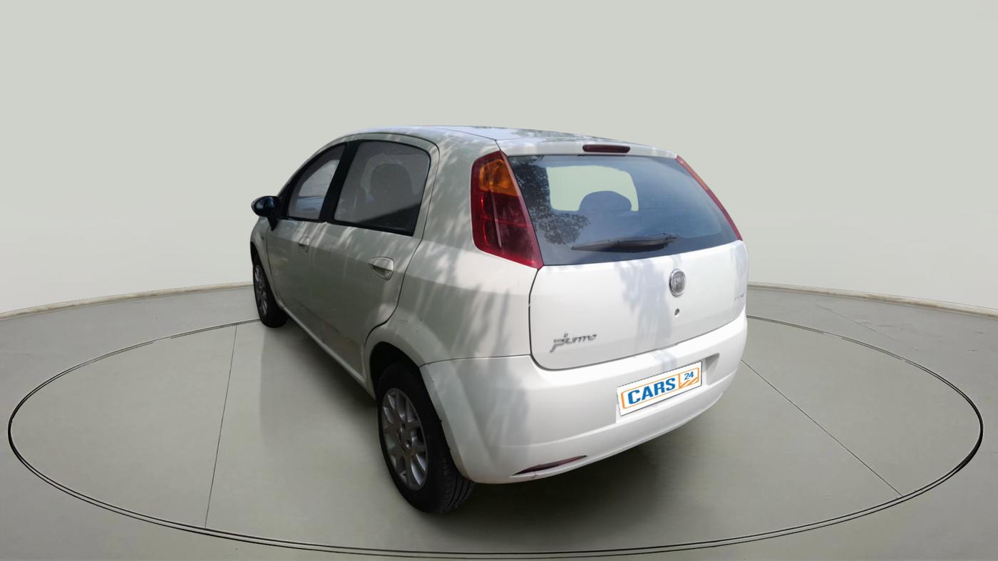 2011 Fiat Grand Punto EMOTION 1.3, Diesel, Manual, 1,22,309 km, exterior
