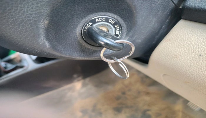 2013 Hyundai Eon ERA +, Petrol, Manual, 1,13,977 km, interior